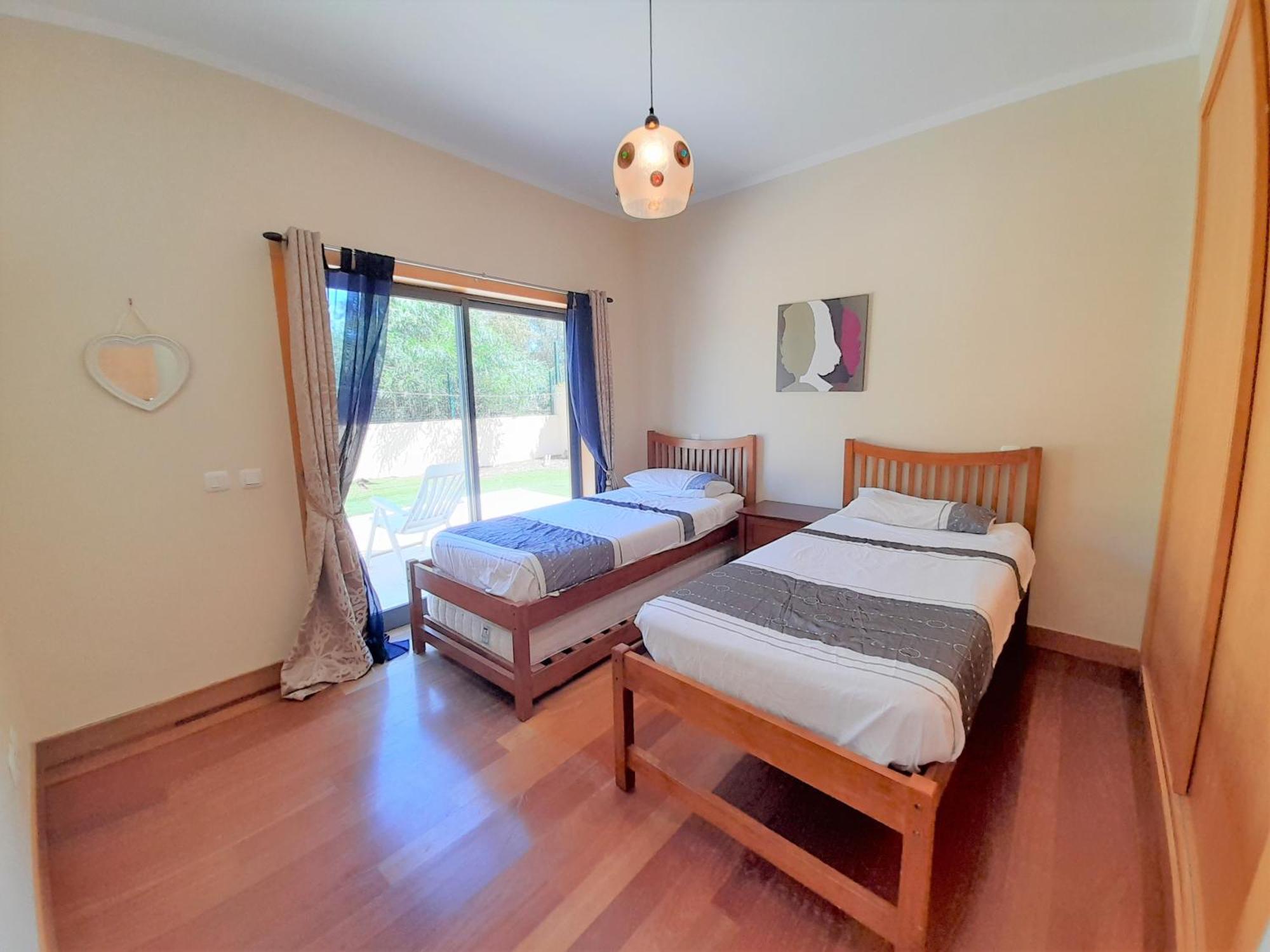 Villa Paula With Private Pool Close To The Beach And Strip Albufeira Extérieur photo