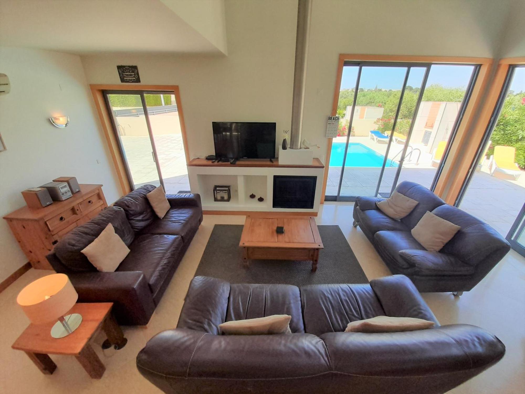 Villa Paula With Private Pool Close To The Beach And Strip Albufeira Extérieur photo