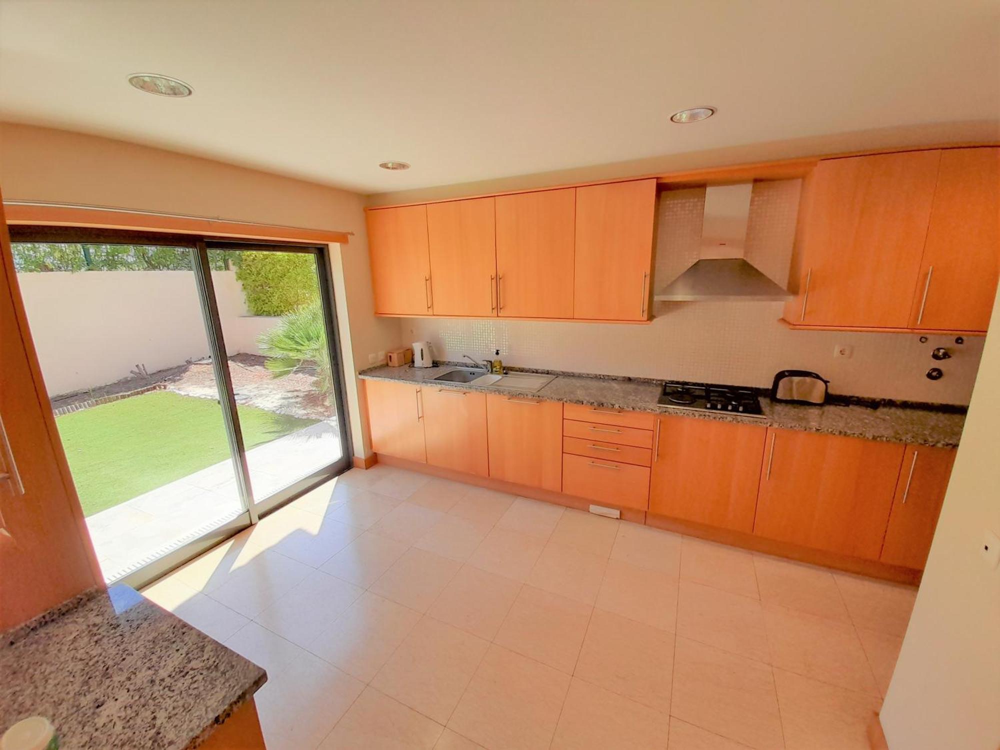 Villa Paula With Private Pool Close To The Beach And Strip Albufeira Extérieur photo