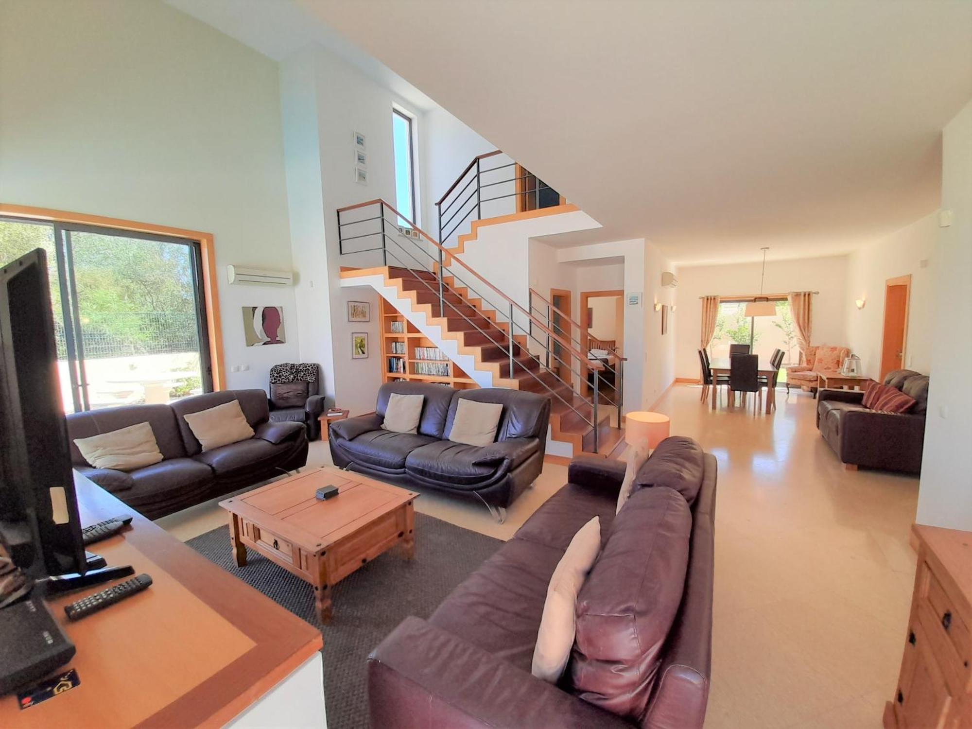 Villa Paula With Private Pool Close To The Beach And Strip Albufeira Extérieur photo