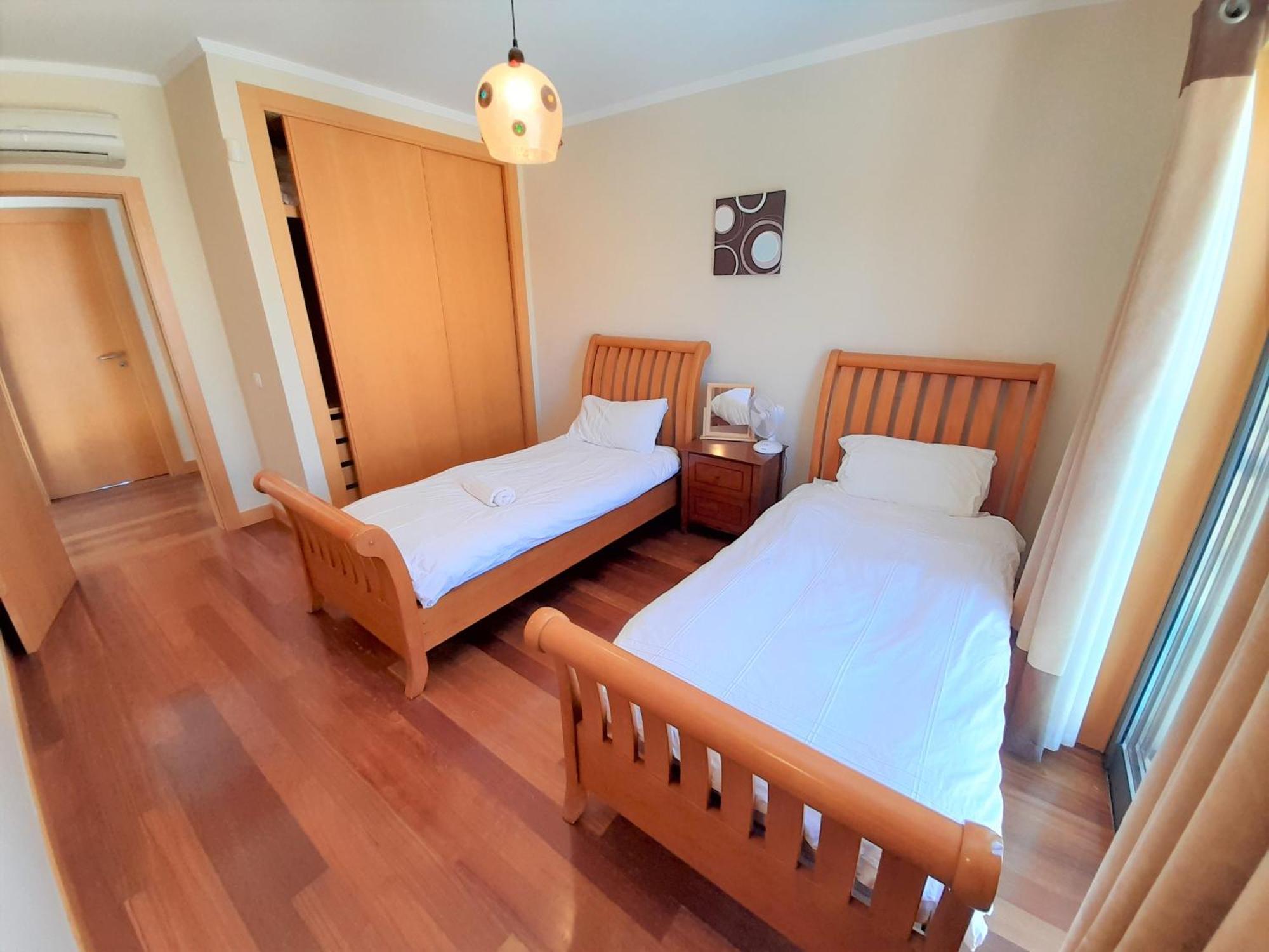 Villa Paula With Private Pool Close To The Beach And Strip Albufeira Extérieur photo